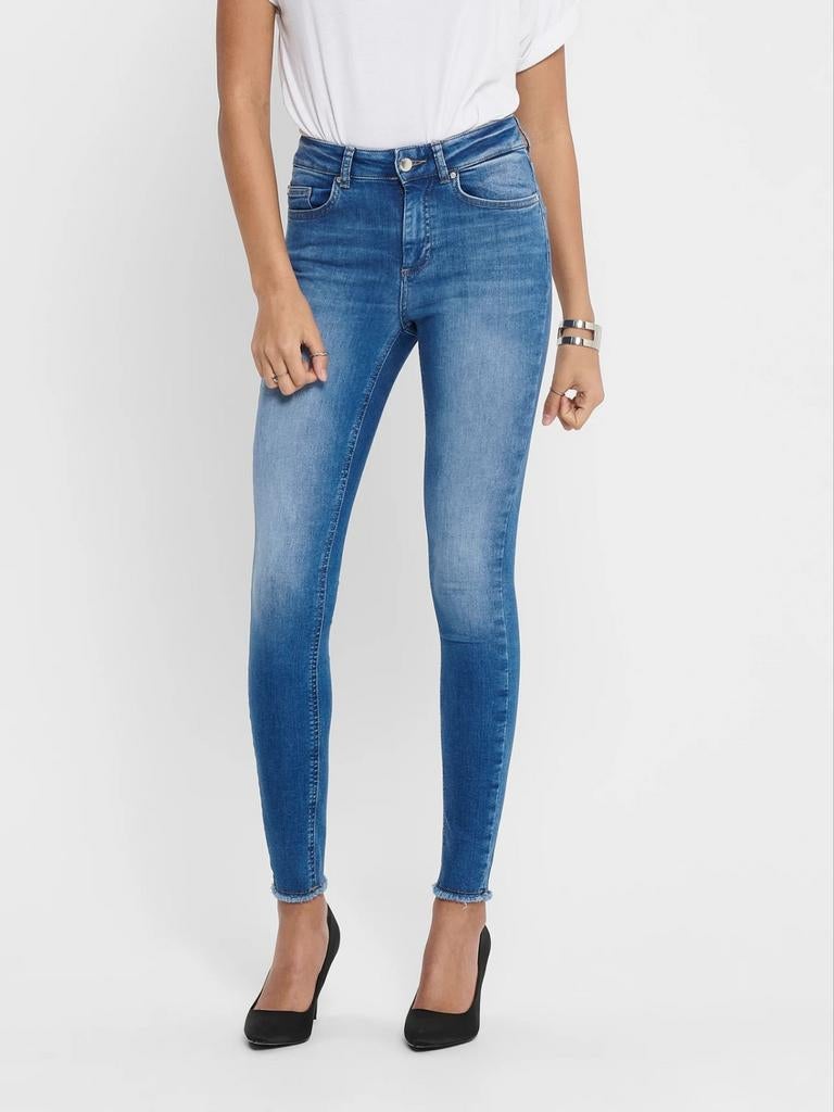 Only blush mid waist skinny fit jeans maat L/30 NIEUW, Kleding | Dames, Spijkerbroeken en Jeans, Only, Blauw, Nieuw, Ophalen of Verzenden