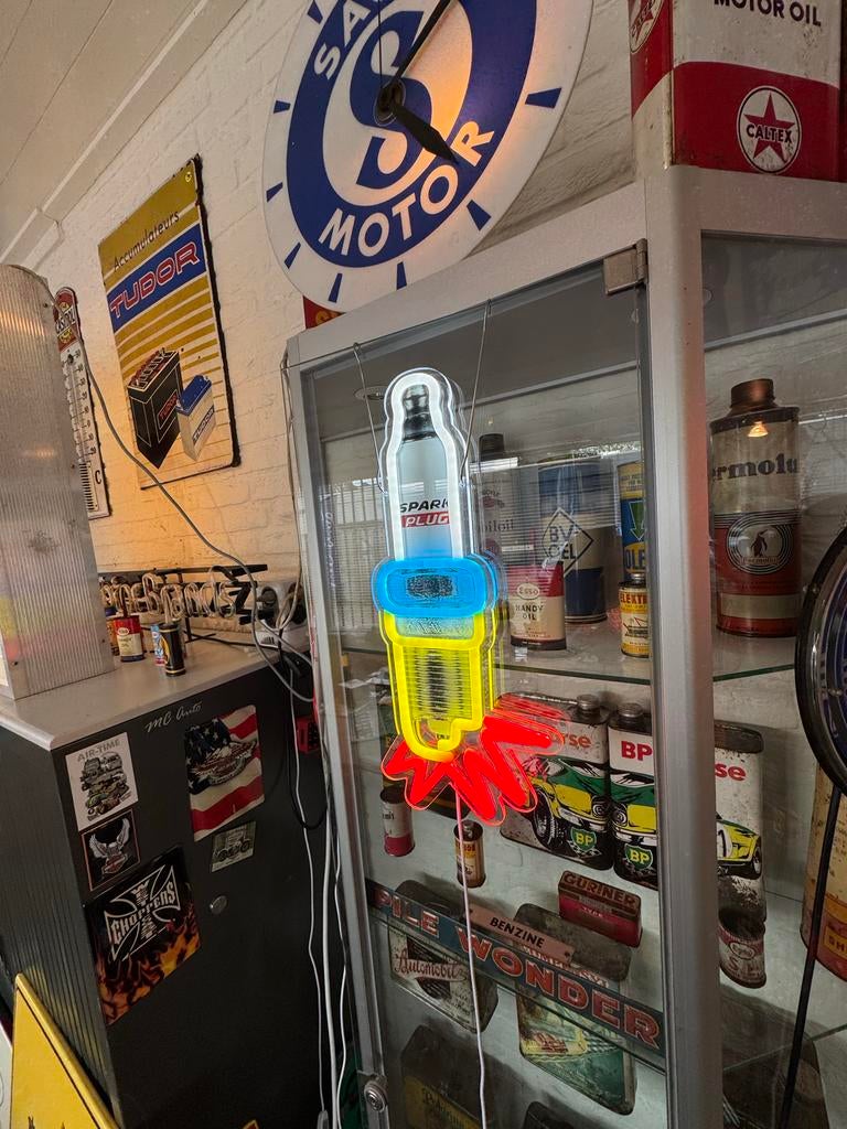 Vintage Neon Spark Plug Reclamebord - Garage Decoratie, Auto diversen, Gebruikt, ., Ophalen of Verzenden, .