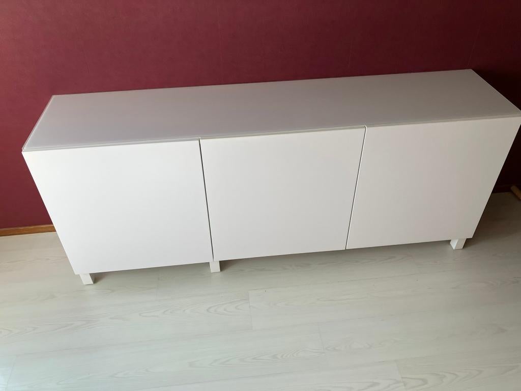 IKEA BESTÅ kast – Wit met glazen bovenplaat (gedemonteerd), Huis en Inrichting, Kasten | Wandmeubels, Ophalen, Met deur(en), 150 tot 200 cm