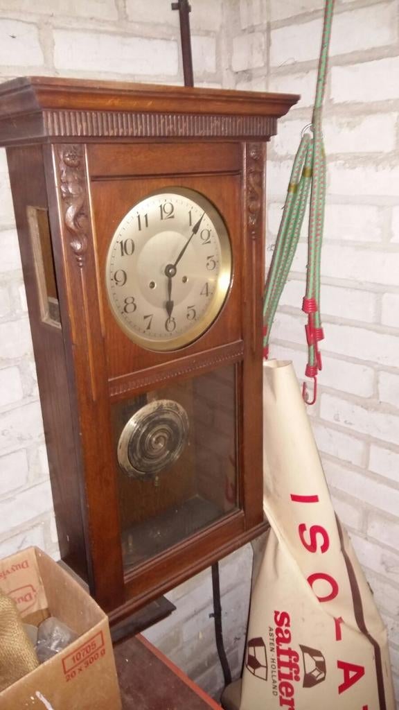 Houten wandklok met slinger, Antiek en Kunst, Antiek | Klokken, Ophalen of Verzenden