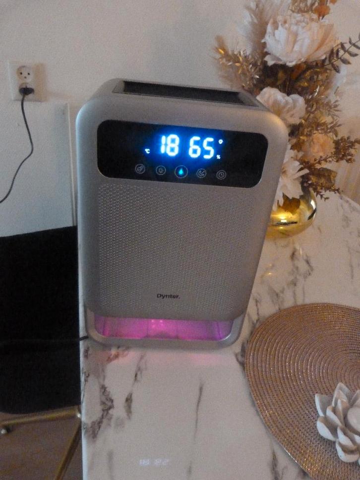 Lucht ontvochtiger, Witgoed en Apparatuur, Luchtbehandelingsapparatuur, Zo goed als nieuw, Luchtontvochter, Ophalen