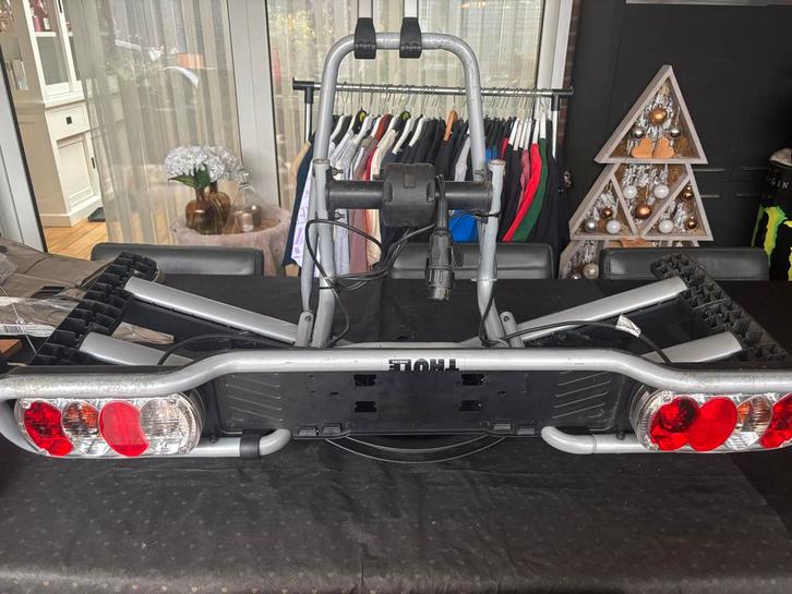 Thule fietsdrager Sweden (voor afneembare trekhaak), Auto diversen, Fietsendragers, Gebruikt, Achterklepdrager, 2 fietsen, Ophalen