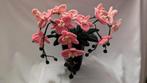 Orchidee van chenilledraad in koi vaas, Ophalen of Verzenden, Zo goed als nieuw