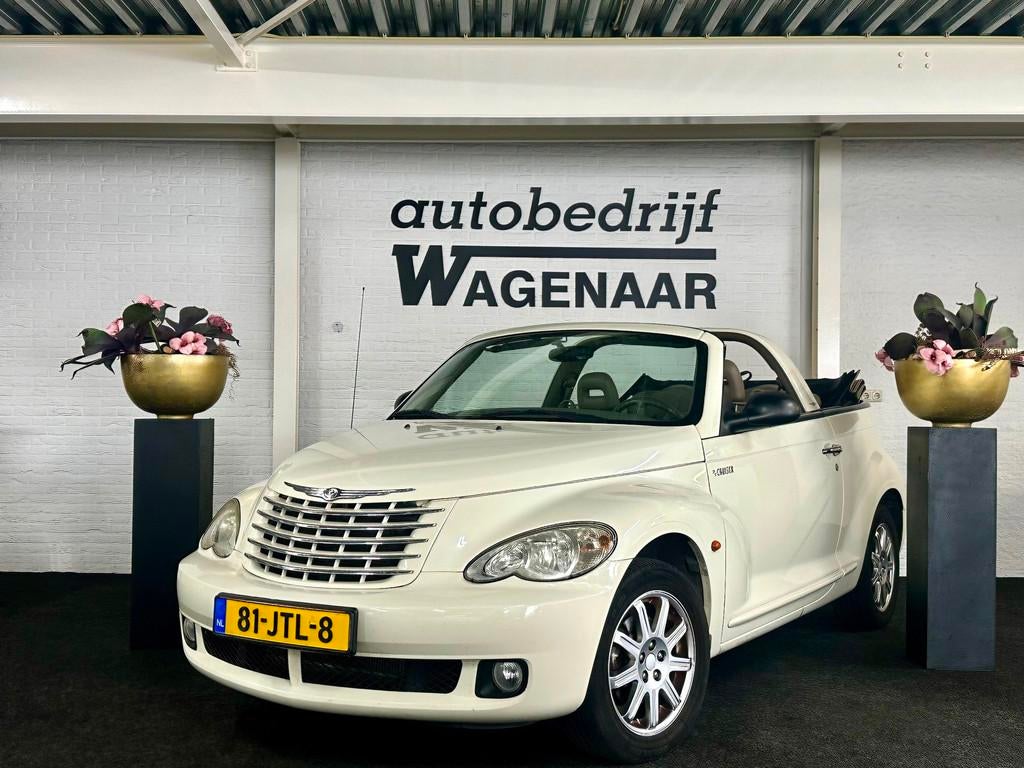 Chrysler PT Cruiser Cabrio 2.4i Touring, Auto's, Chrysler, Voorwielaandrijving, Gebruikt, Beige, Wit