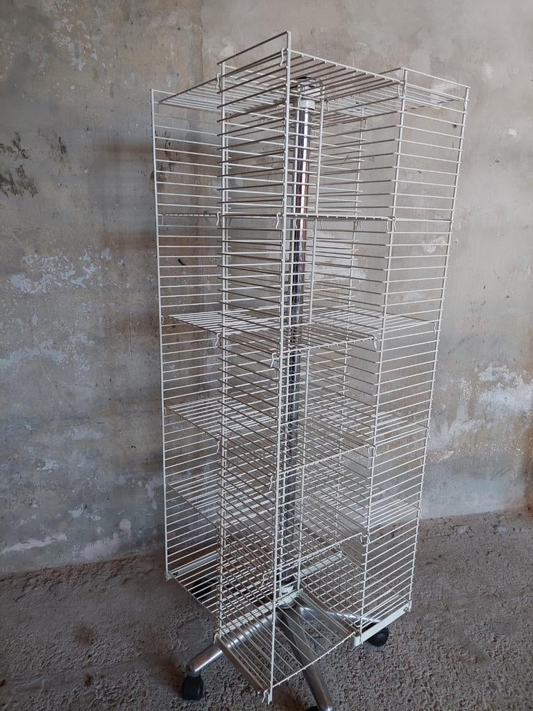 Ronddraaiend rek op wielen met vakken - 148x50x20 cm, Ophalen