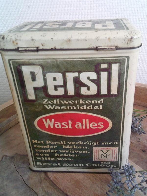 Vintage Rechthoekige blikken trommel van Persil, Verzamelen, Blikken, Gebruikt, Overige, Overige merken, Ophalen of Verzenden