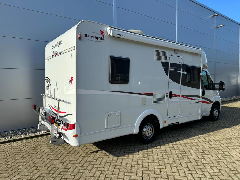 T64 Sunlight SUNLIGHT / CAMERA / DAB+ / LUIFEL !, Caravans en Kamperen, Campers, Sunlight, Afzuigkap, Startonderbreker, Bedrijf