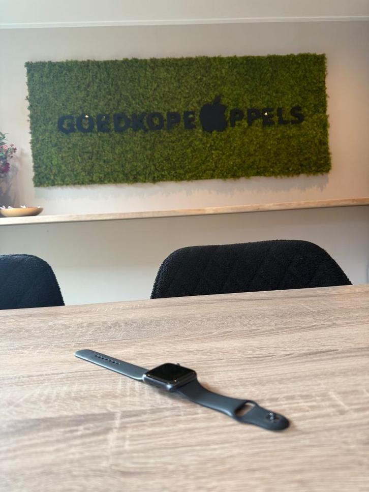 Apple Watch 6 44MM Zwart Cellular | 83% accu, Sieraden, Tassen en Uiterlijk, Sporthorloges, Gebruikt, Ophalen