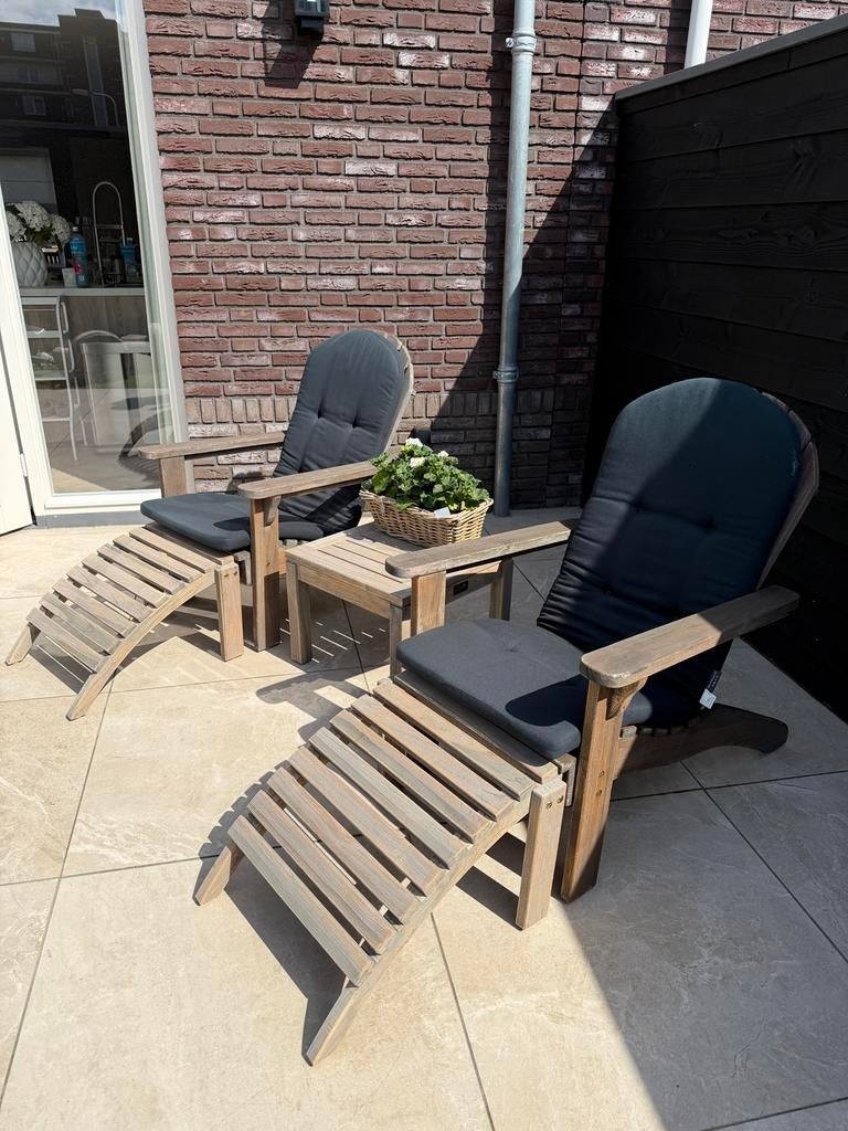 Keessmit compleet set 2 tuinstoelen met voetenbank en tafel, Ophalen of Verzenden, Zo goed als nieuw, Teakhout