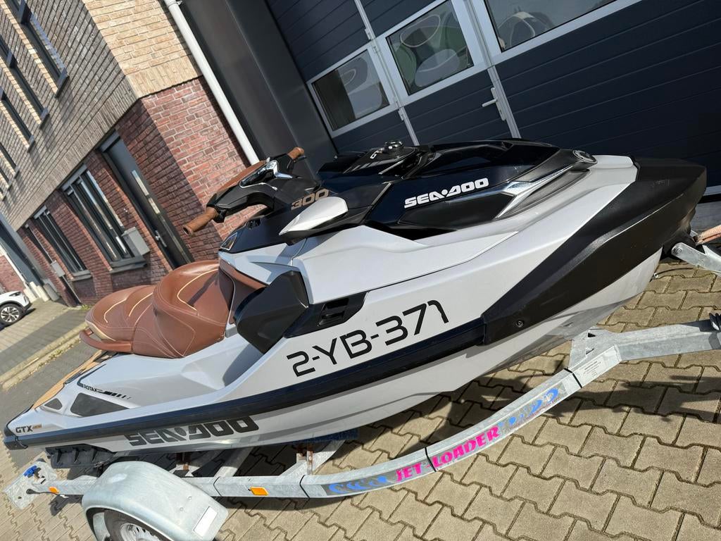 Seadoo GTX 300 waterscooter, Ophalen, Gebruikt, Benzine, 200 pk of meer