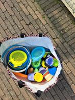 Hele tas vol met zand emmers en vormpjes,gieters, Ophalen