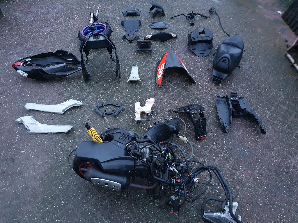 Aprilia SR in onderdelen factory SR50 Piaggio Ditech, Aprilia, SR, Gebruikt, Ophalen of Verzenden