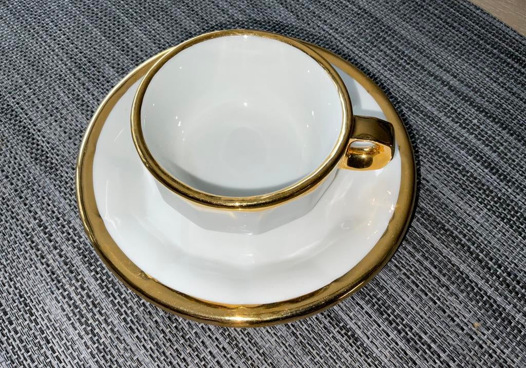 Vintage Pillivuyt koffiekop /schotel, rand 24 karaat verguld, Huis en Inrichting, Nieuw, Ophalen of Verzenden, Overige stijlen