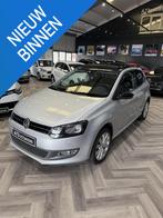 Volkswagen Polo 1.2 Styl Pano,stoelverwarming,camera,styl, Voorwielaandrijving, Euro 5, Gebruikt, 60 pk