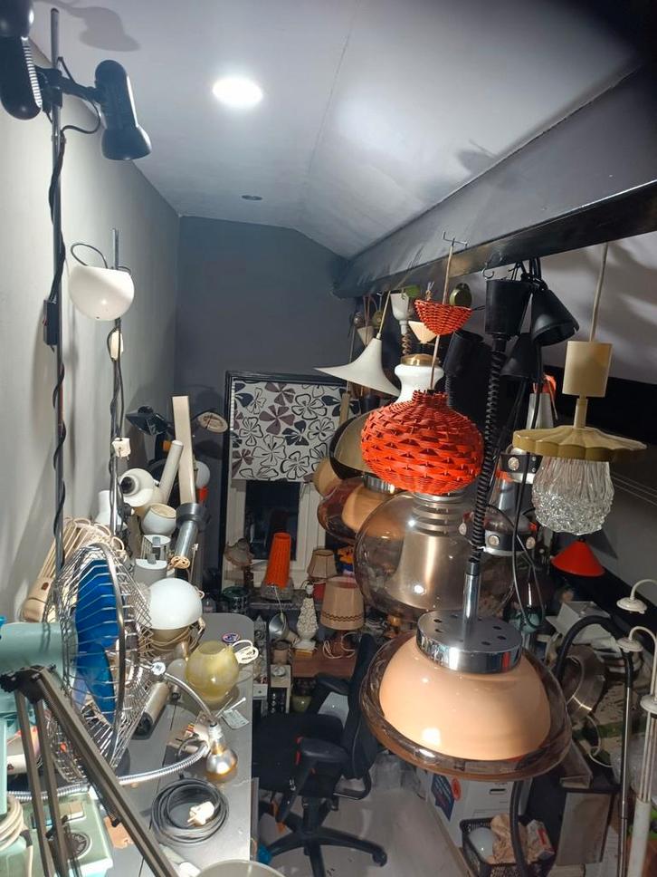 Gezocht tegen vergoeding inboedel/zolderopruiming, Huis en Inrichting, Complete inboedels, Ophalen of Verzenden