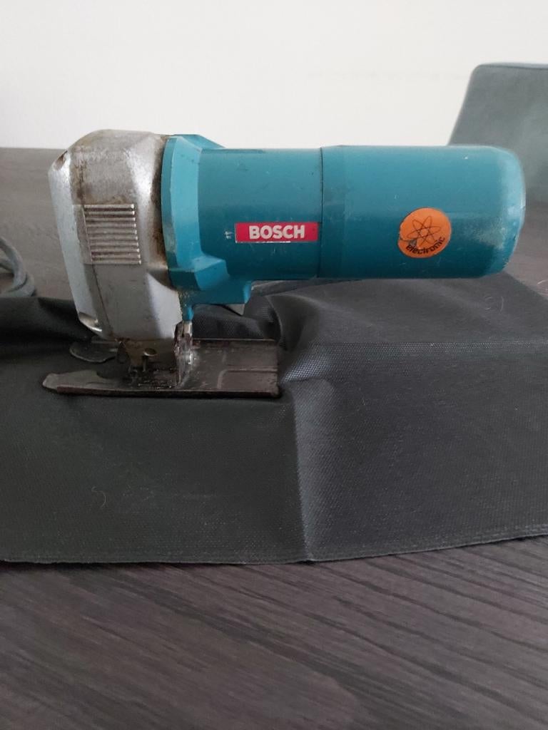 Bosch Decoupeerzaag - Betrouwbaar en Krachtig, Doe-het-zelf en Verbouw, Gereedschap | Zaagmachines, Ophalen, Gebruikt, Decoupeerzaag