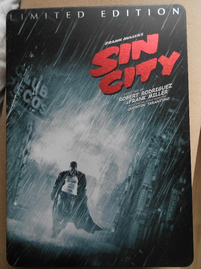 dvd Sin City limited edition in steel / metal case, Vanaf 16 jaar, Ophalen, Gebruikt, Actie