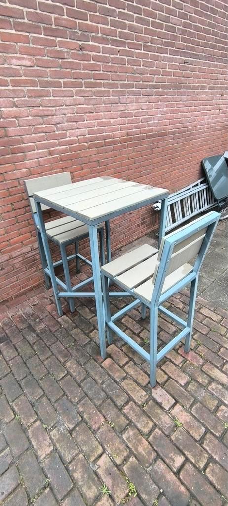 Hoge Polywood bistro tafel met 2 stoelen, Tuin en Terras, Tuintafels, Gebruikt, Rechthoekig, Aluminium, Ophalen