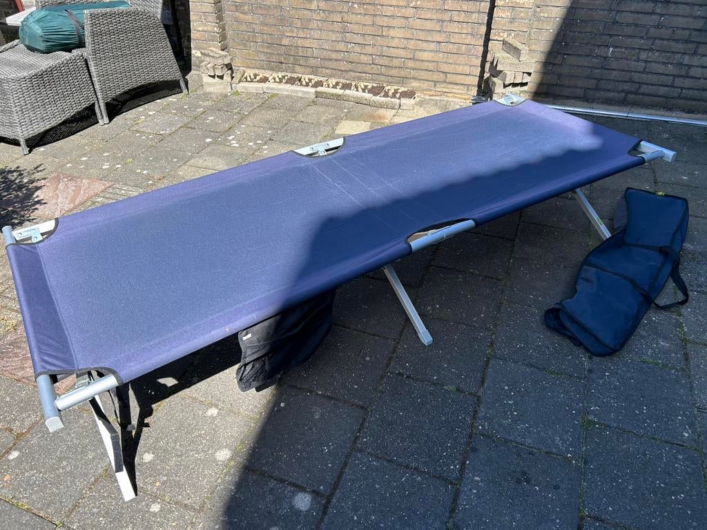 Kampeerbed, opvouwbaar, Ophalen of Verzenden, Zo goed als nieuw