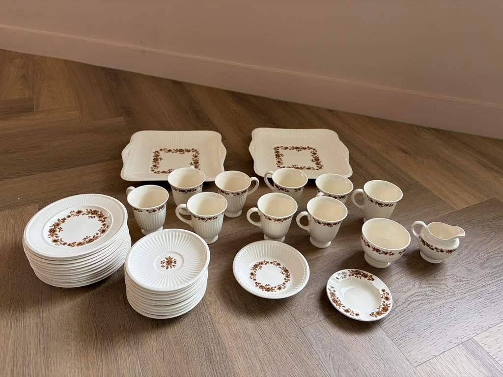 Wedgwood Radcliffe servies – complete set, Ophalen