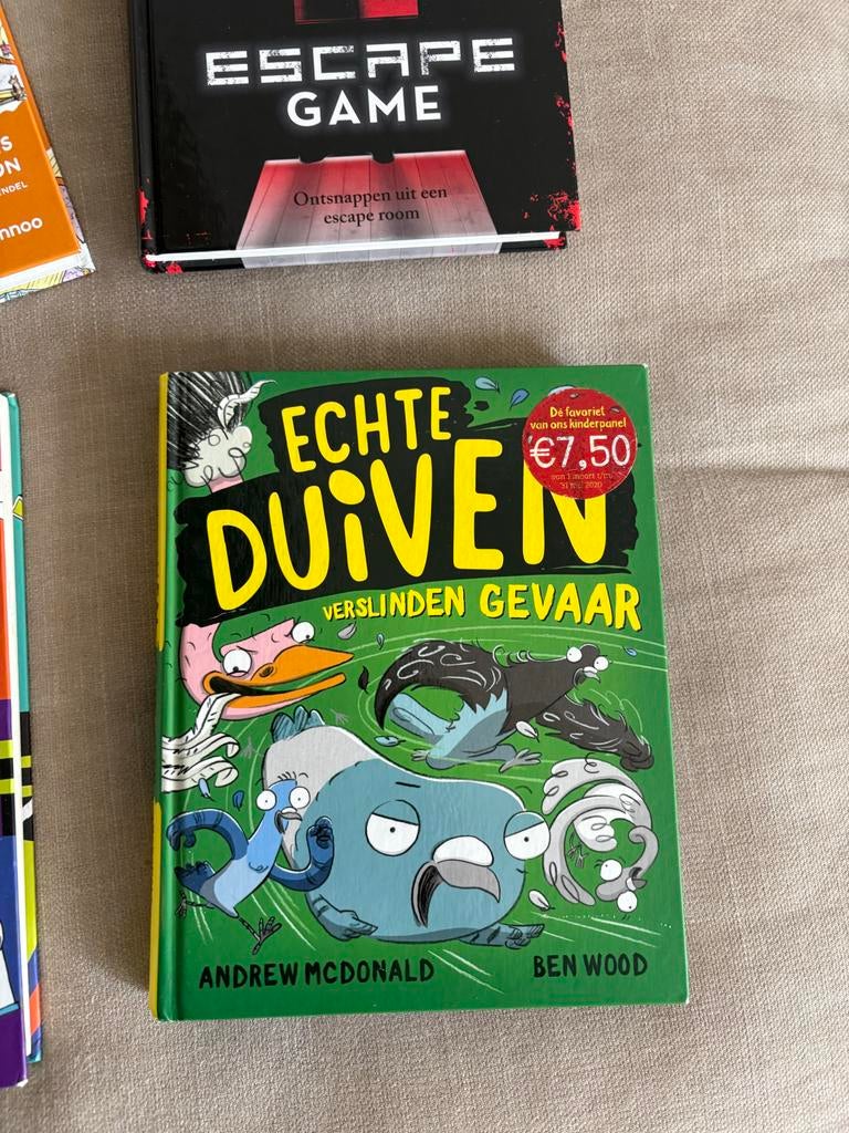Diverse Kinderboeken: Tom Groot, Echte Duiven, Het Leven Van, Boeken, Kinderboeken | Jeugd | onder 10 jaar, Gelezen, Fictie algemeen