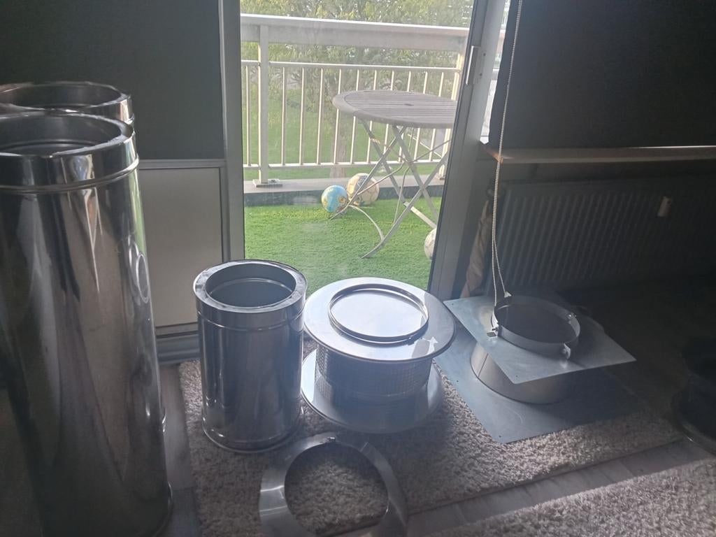 Complete RVS Schoorsteen Ø250mm met Dakdoorvoer & Trekkap, Ophalen, Houthaard