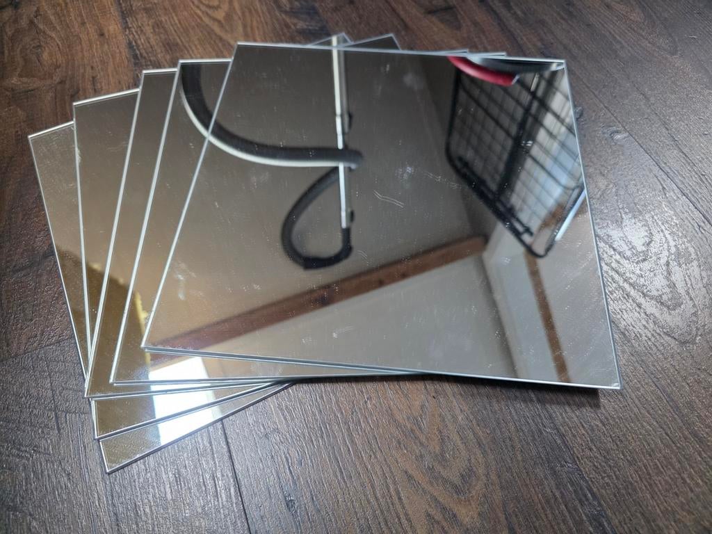 5 spiegels IKEA, Ophalen