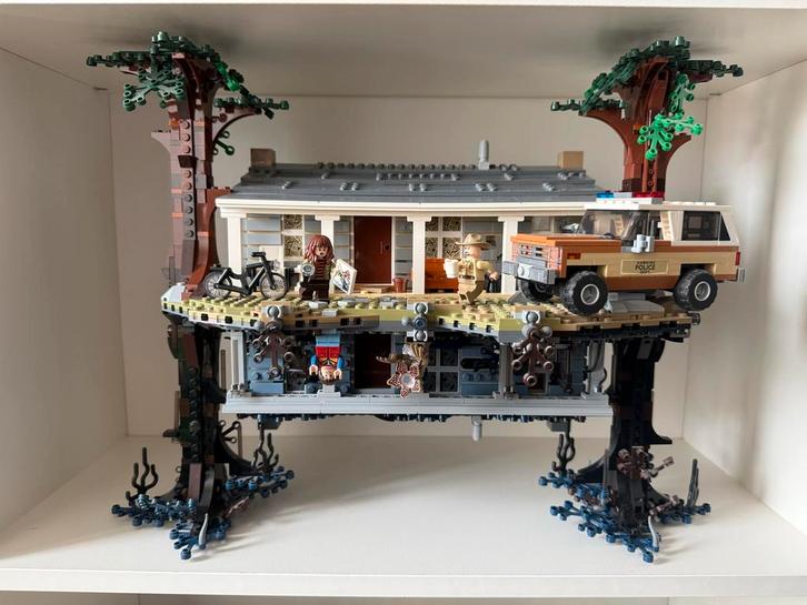 Lego Stranger Things - The Upside Down (75810), Kinderen en Baby's, Speelgoed | Duplo en Lego, Zo goed als nieuw, Lego, Complete set