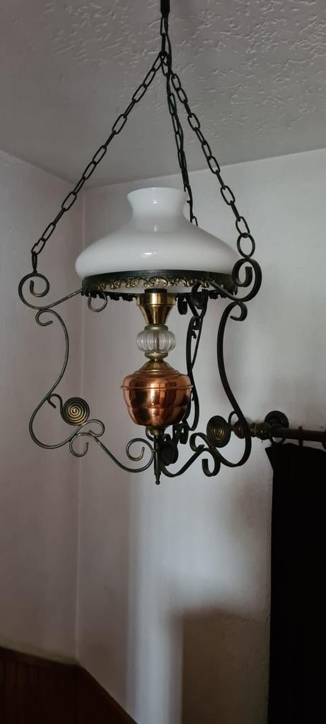 Te koop antieke olielamp ., Antiek en Kunst, Antiek | Lampen, Ophalen of Verzenden
