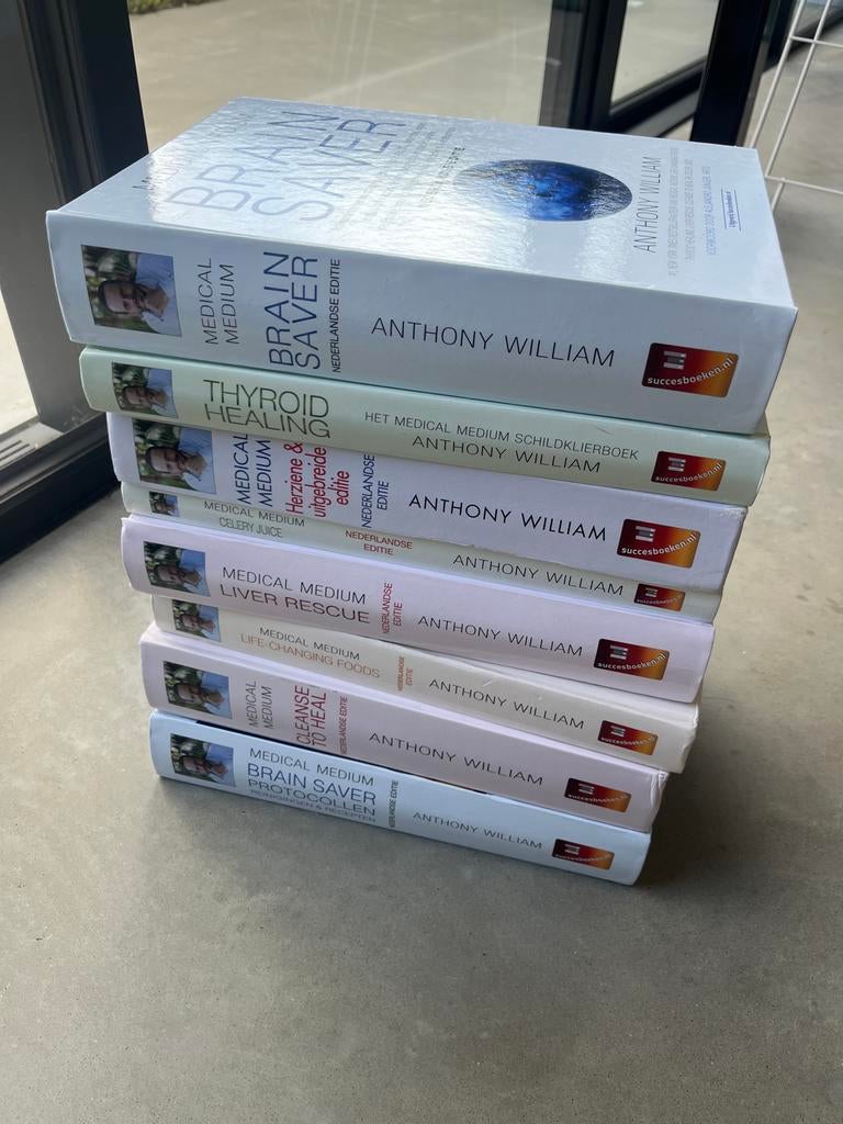 Anthony William Medical Medium Boeken - Diverse Titels, Ophalen of Verzenden, Zo goed als nieuw, Gezondheid en Conditie