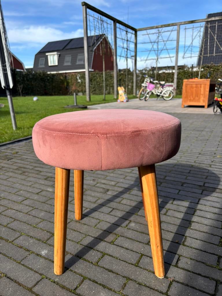 Velours krukje, Huis en Inrichting, Ophalen, Minder dan 50 cm, Rond, Zo goed als nieuw