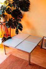 Mid-Century Modern Glazen Salontafel met Chroom | 70's Retro, Huis en Inrichting, Ophalen, Gebruikt, Vierkant, Mid Century Modern, Bauhaus, Retro, Ligne Roset