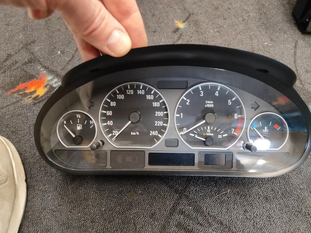 Kilometerteller tacho tellerklok bmw E46 320i automaat m52, Ophalen of Verzenden, BMW