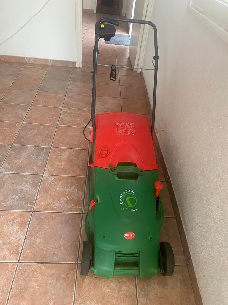 Electrische grasmaaier, Ophalen, Zo goed als nieuw