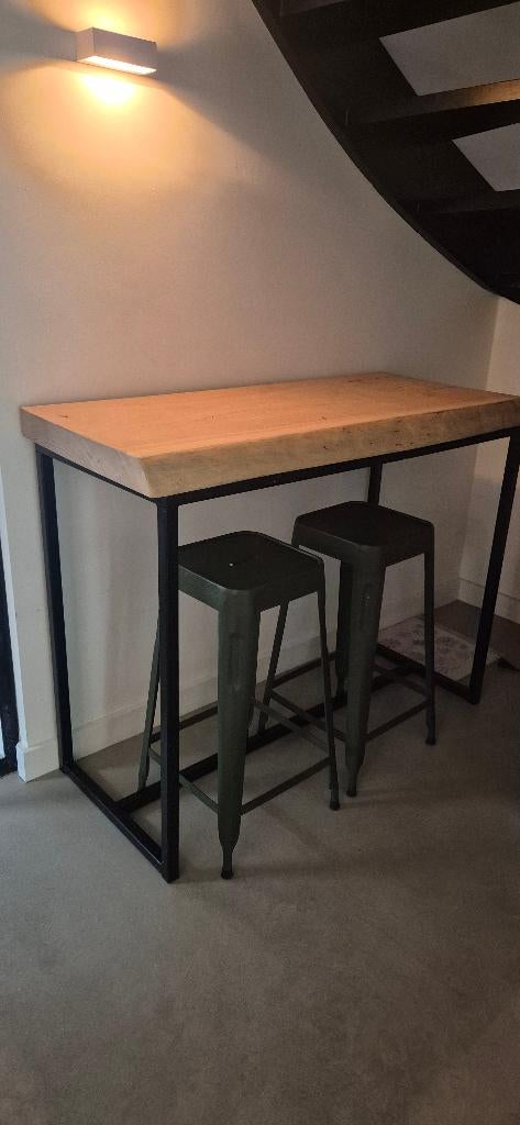 Hoge 'bar' boomstamtafel, Ophalen, Gebruikt