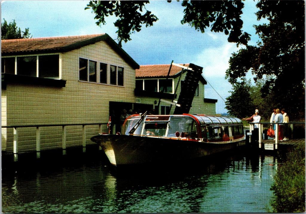 Broek op Langedijk - Veiling Museum, Verzamelen, Ansichtkaarten | Nederland, Verzenden, 1980 tot heden, Ongelopen, Friesland