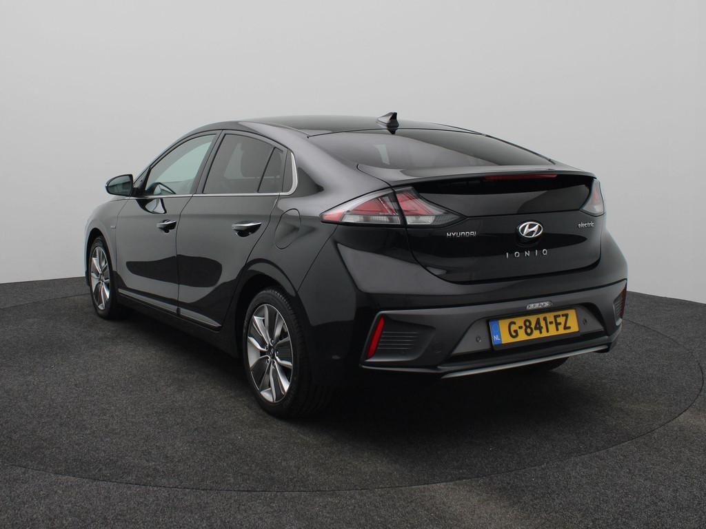 Hyundai IONIQ Premium EV 38 kWh | Stoelverwarming/verkoeling, Auto's, Hyundai, 12 maanden, Gebruikt, Zwart, Zwart