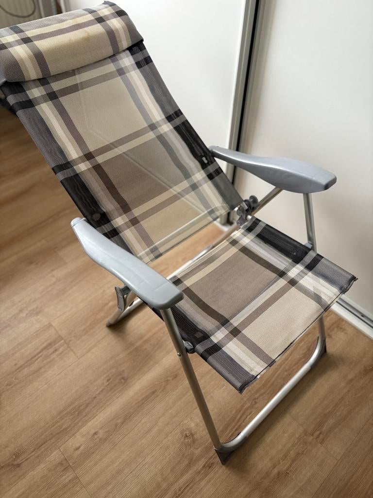 Verstelbare tuin/camping stoel, Ophalen, Gebruikt, Aluminium