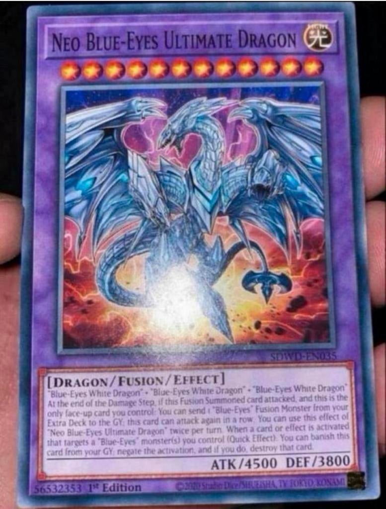 Yu-Gi-Oh! Neo Blue Eyes Ultimate Dragon SDWD 1st ed !, Hobby en Vrije tijd, Verzamelkaartspellen | Yu-gi-Oh!, Ophalen of Verzenden