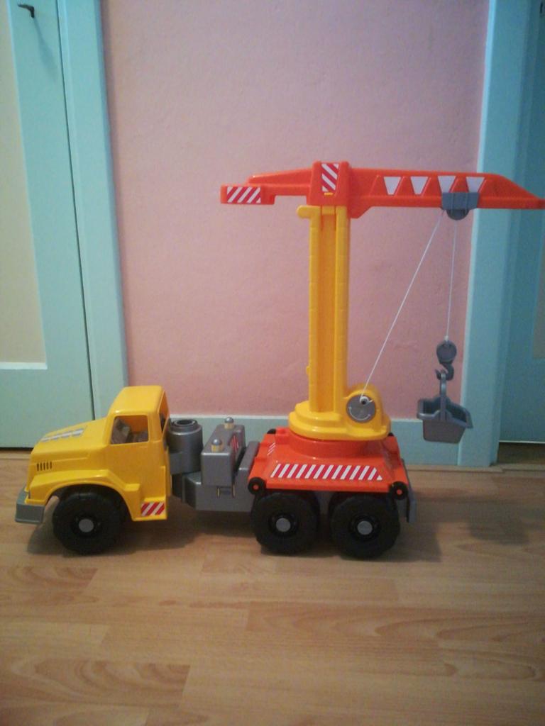 Vrachtwagen met hijskraan, Ophalen