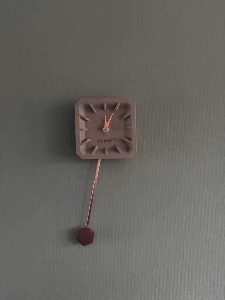 Zuiver TikTak Wandklok - Brons/Grijs, Ophalen of Verzenden, Gebruikt, Analoog, Wandklok