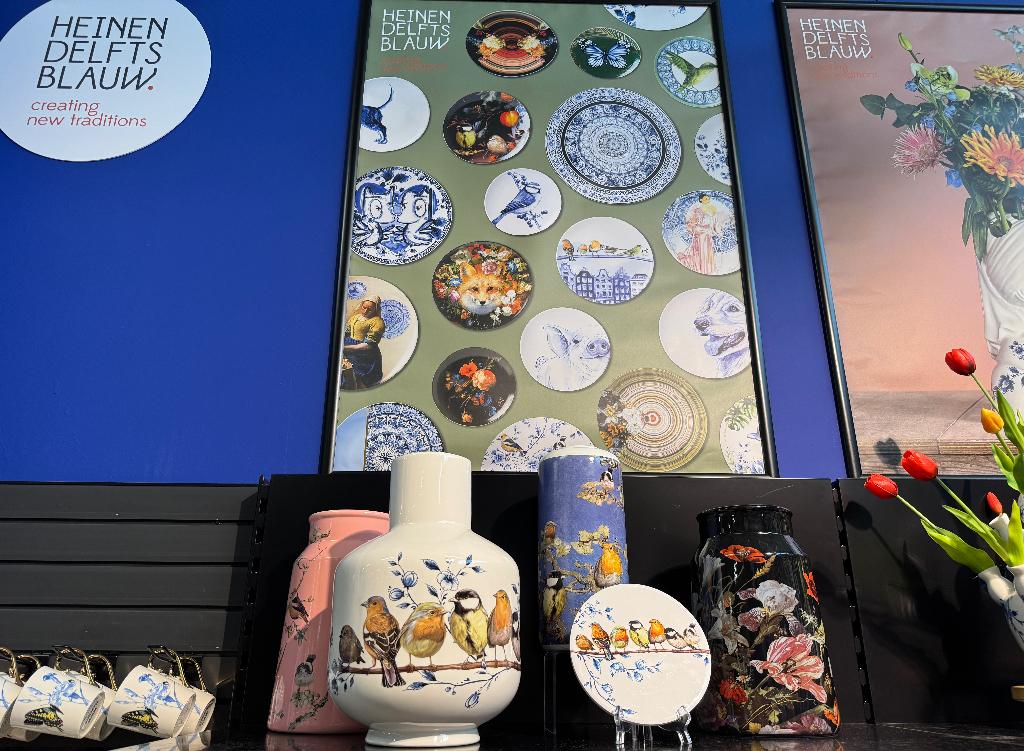 Vazen en andere producten van Heinen Defts Blauw., Huis en Inrichting, Woonaccessoires | Vazen, Nieuw, Overige kleuren, Minder dan 50 cm