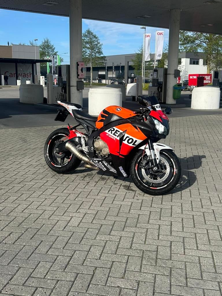 Honda fireblade 100rr Repsol ed., 4 cilinders, Motorrijbewijs A, Super Sport, Particulier
