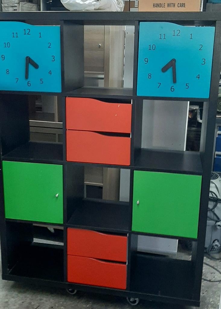 Ikea kallax Vakkenkast met deurtjes en laden, Huis en Inrichting, Kasten | Wandmeubels, Ophalen, Zo goed als nieuw