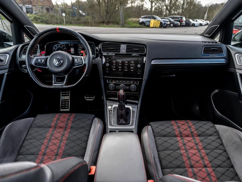 Volkswagen Golf 2.0 TSI GTI TCR - AKRAPOVIC - KEYLESS - PANO, 1330 kg, 15 km/l, Gebruikt, 4 cilinders