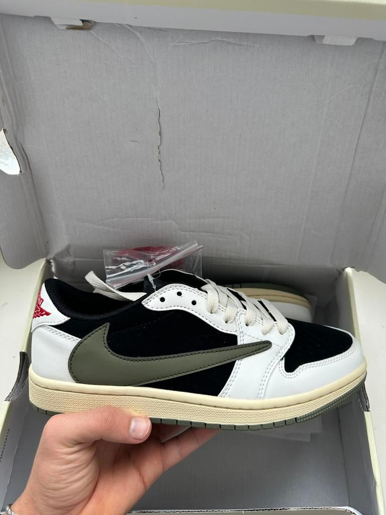 Nike Air Jordan Low Travis Scott Olive Nieuw | 36 - 42, Kleding | Heren, Schoenen, Ophalen of Verzenden, Nieuw, Overige kleuren