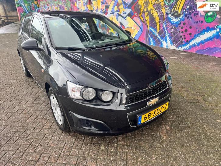 Chevrolet Aveo 1.3D LT let op 178d km. airco zeer nette auto, Auto's, Chevrolet, Bedrijf, Te koop, Aveo, ABS, Airbags, Airconditioning