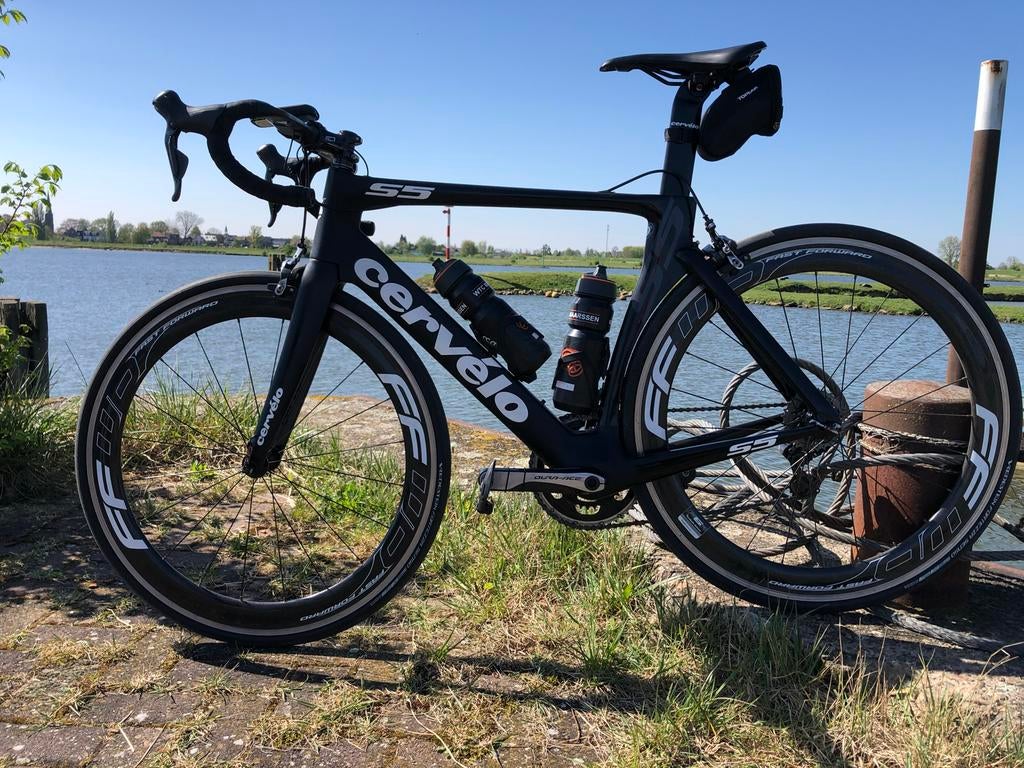 Cervélo S5 met DI2 Dura-Ace en Zipp imitatie wielen, Fietsen en Brommers, 28 inch, Gebruikt, Carbon, Meer dan 20 versnellingen