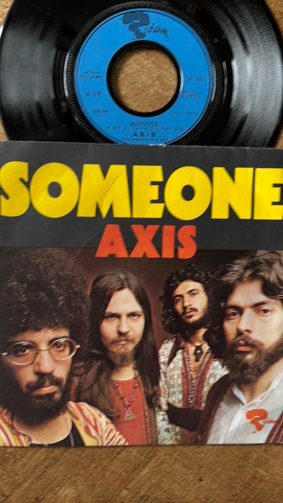 Axis- someone, Ophalen of Verzenden, Zo goed als nieuw, Pop