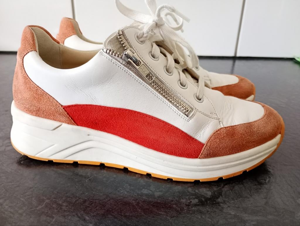 Solidus sneaker mt 38 breedte K leder suède wit oranjetint, Kleding | Dames, Schoenen, Zo goed als nieuw, Sneakers of Gympen, Wit
